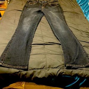 Wallflower Legendary Fit